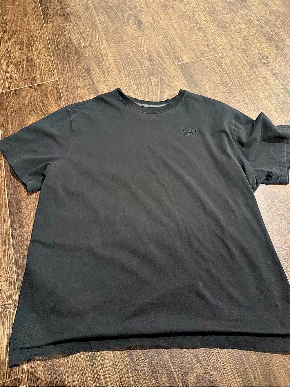 Reebok Classic Vector Logo T-Shirt Black Short Sleeve Tee